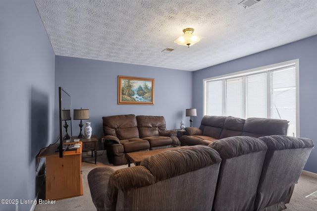 416 Bethlehem Rd, Waco, KY 40385