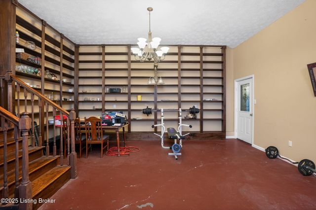 416 Bethlehem Rd, Waco, KY 40385