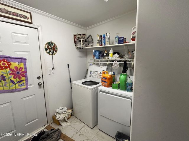 5021 PARETE Road S, Jacksonville, FL 32218