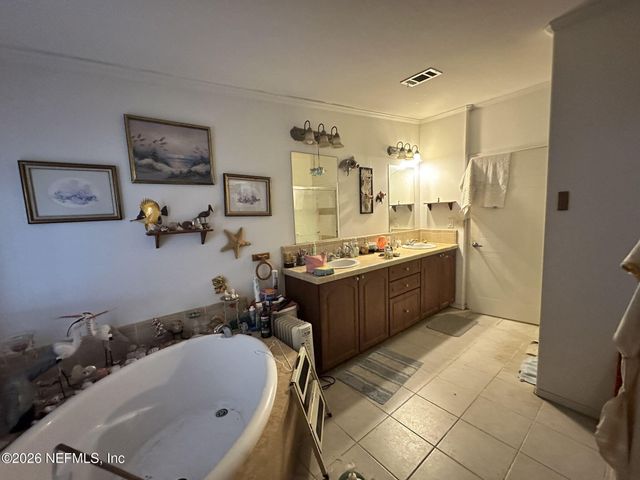 5021 PARETE Road S, Jacksonville, FL 32218