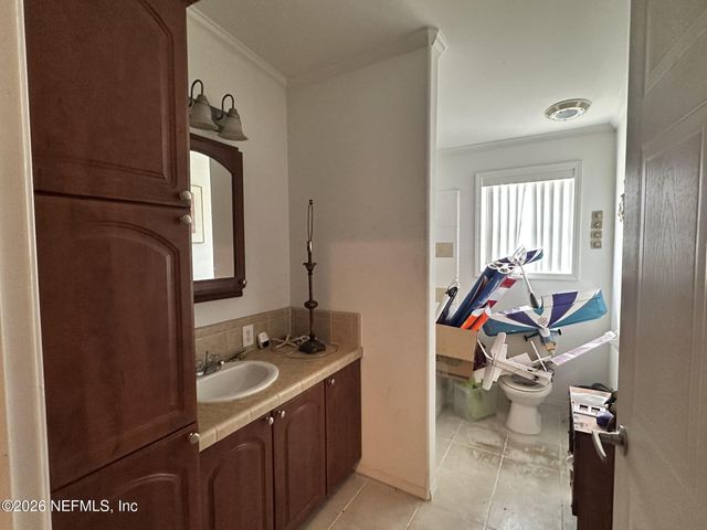 5021 PARETE Road S, Jacksonville, FL 32218