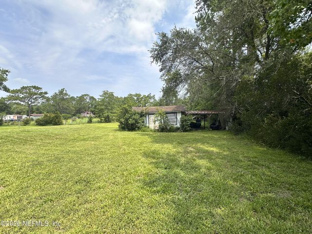 5021 PARETE Road S, Jacksonville, FL 32218