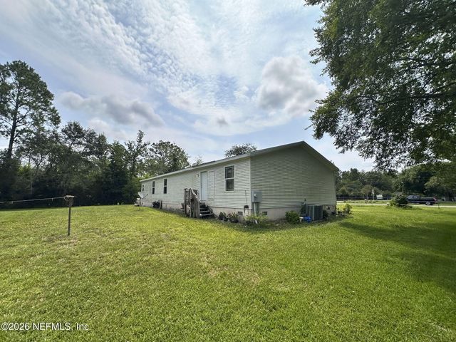 5021 PARETE Road S, Jacksonville, FL 32218