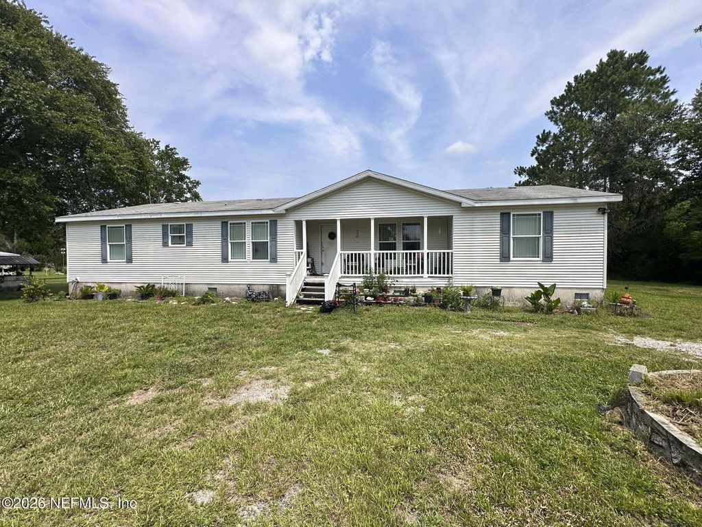 5021 PARETE Road S, Jacksonville, FL 32218