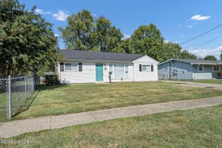 13410 Hinchbrook Blvd, Louisville, KY 40272