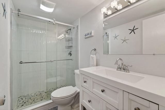 9 Garden Street 204j, Tequesta, FL 33469