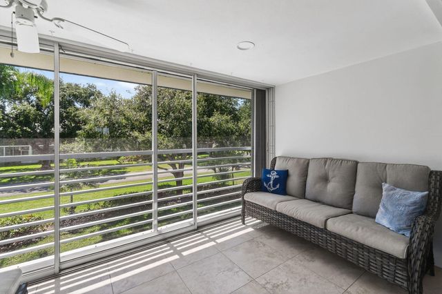 9 Garden Street 204j, Tequesta, FL 33469