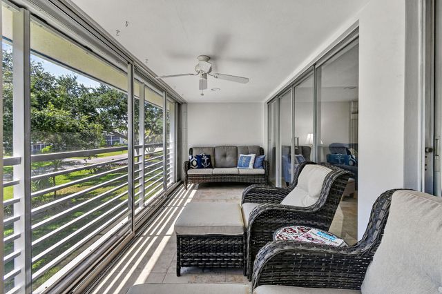9 Garden Street 204j, Tequesta, FL 33469