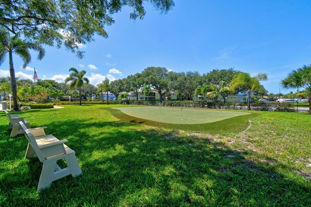 9 Garden Street 204j, Tequesta, FL 33469