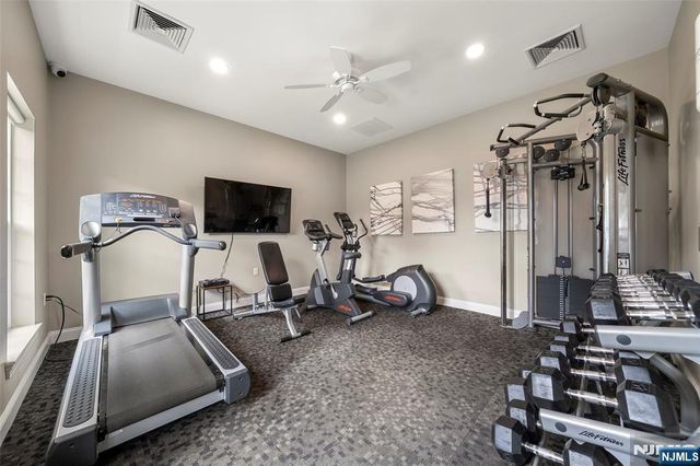 3 Holly Lane, Garfield, NJ 07026