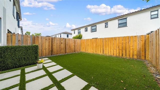 11851 SW 246th Ter 0, Homestead, FL 33032