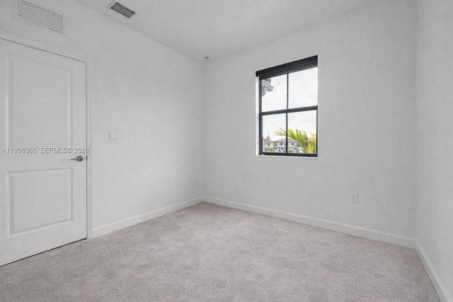 11851 SW 246th Ter 0, Homestead, FL 33032