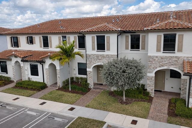 11851 SW 246th Ter 0, Homestead, FL 33032