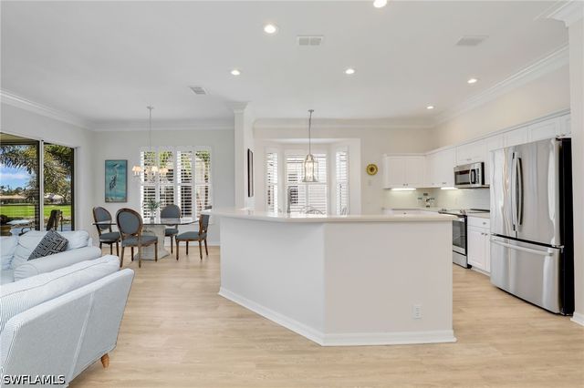 3280 Hamlet DR 4, Naples, FL 34105