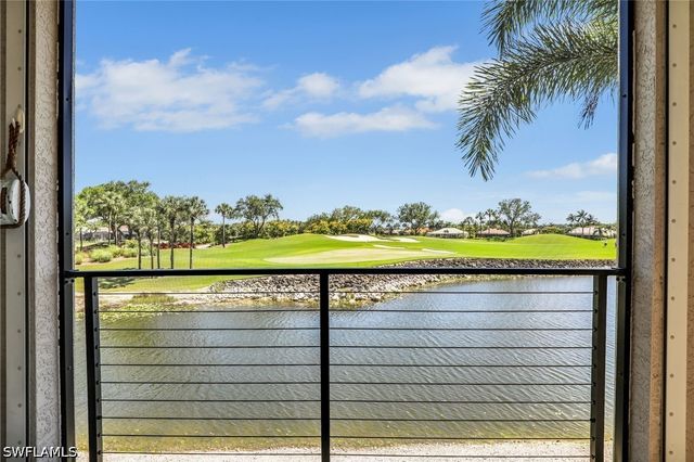 3280 Hamlet DR 4, Naples, FL 34105