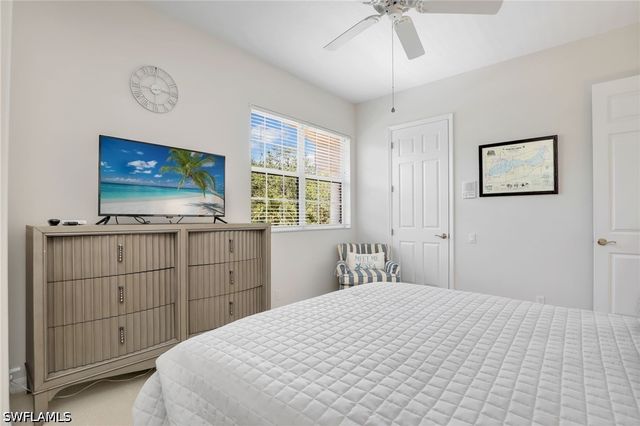 3280 Hamlet DR 4, Naples, FL 34105