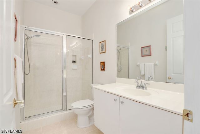 3280 Hamlet DR 4, Naples, FL 34105
