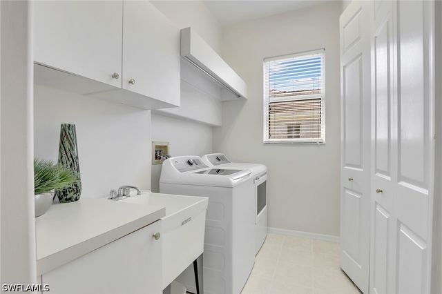 3280 Hamlet DR 4, Naples, FL 34105