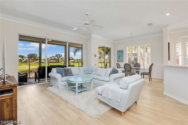 3280 Hamlet DR 4, Naples, FL 34105