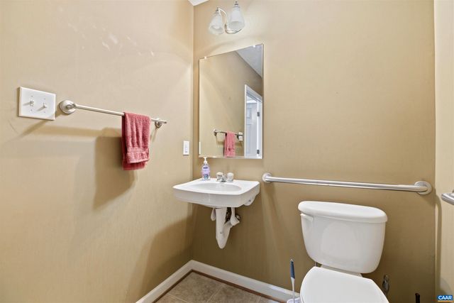 101 COUNTRYSIDE DR, Louisa, VA 23093