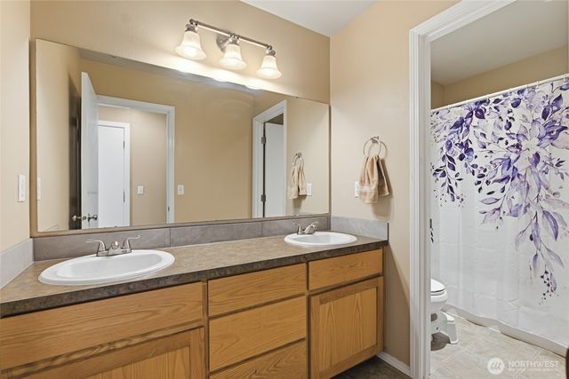 7026 Inlay Street SE, Lacey, WA 98513