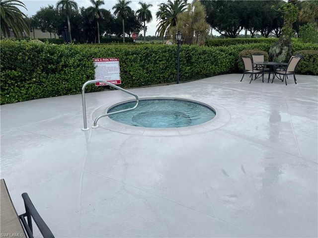 9195 Michael CIR # 1301, Naples, FL 34113