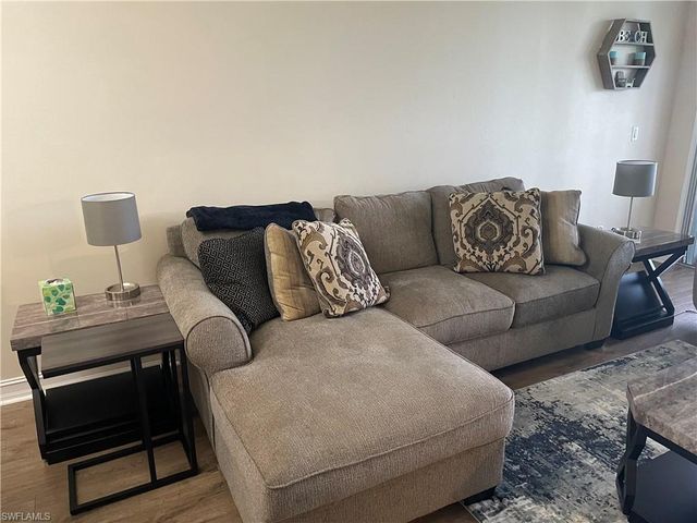 9195 Michael CIR # 1301, Naples, FL 34113