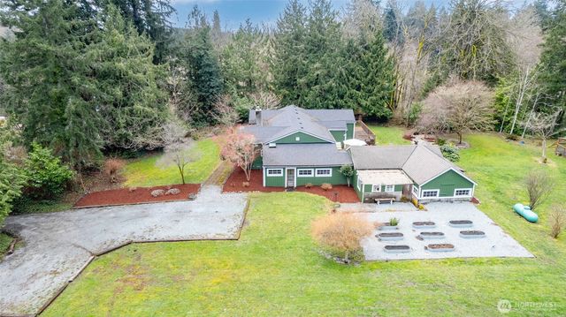 21260 Lake Sixteen Road, Mount Vernon, WA 98274