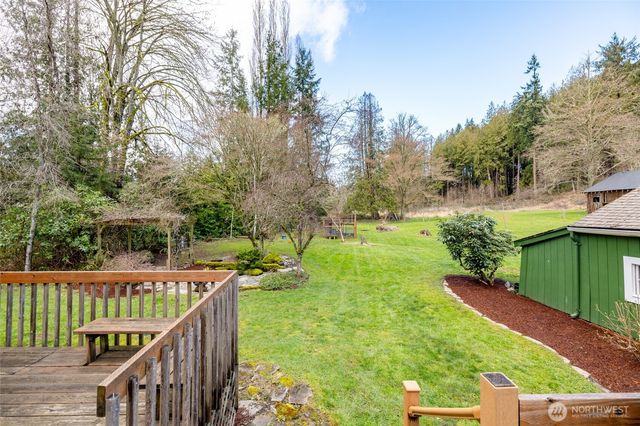 21260 Lake Sixteen Road, Mount Vernon, WA 98274