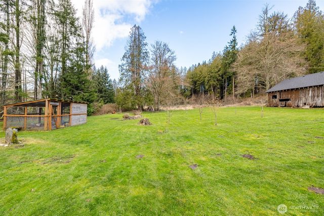 21260 Lake Sixteen Road, Mount Vernon, WA 98274