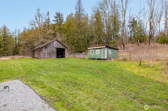 21260 Lake Sixteen Road, Mount Vernon, WA 98274