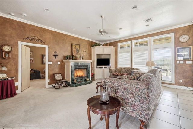 7710 Wyatt Lake Dr, Lawton, OK 73505