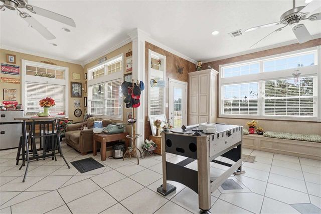 7710 Wyatt Lake Dr, Lawton, OK 73505