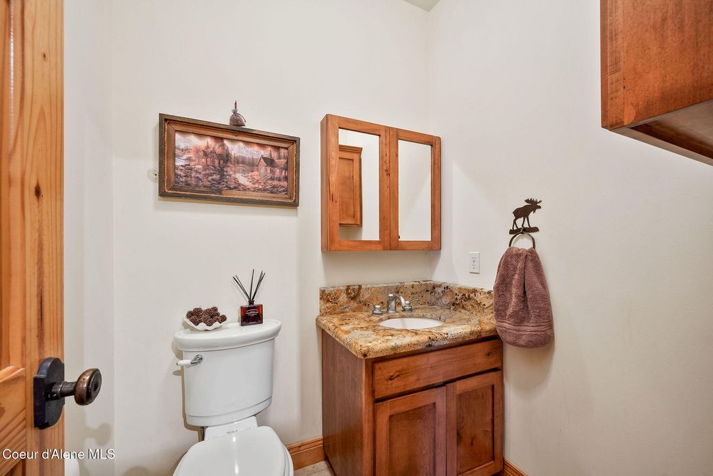 8899 W COEUR D ALENE DR, Spirit Lake, ID 83869 photo 36