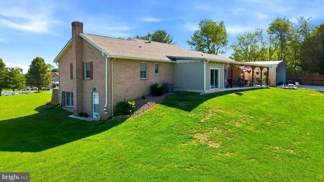109 MOSBY CT, Martinsburg, WV 25404