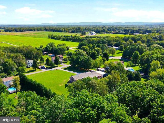 109 MOSBY CT, Martinsburg, WV 25404