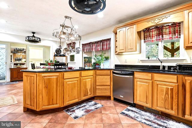 109 MOSBY CT, Martinsburg, WV 25404