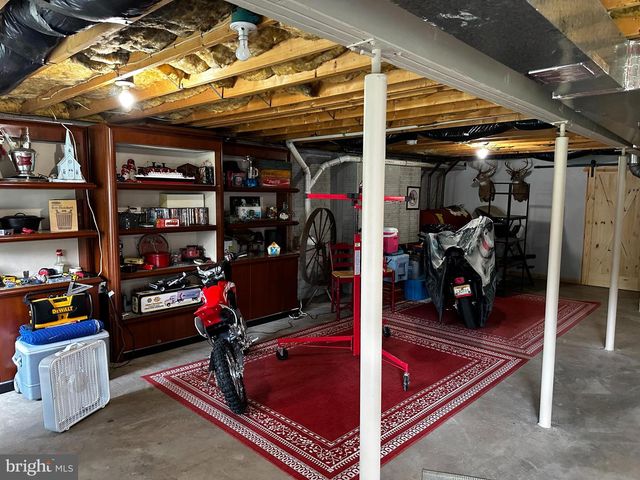 109 MOSBY CT, Martinsburg, WV 25404