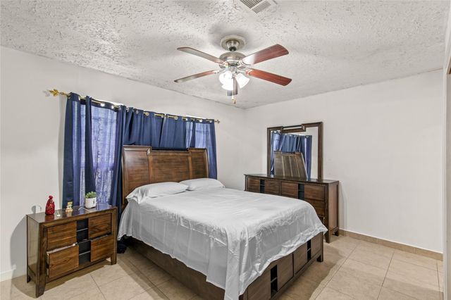11515 Ensbrook Drive, Houston, TX 77099