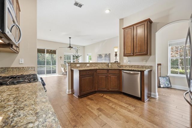 127 Grand Ravine Dr, St Augustine, FL 32086