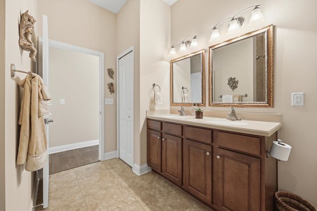 127 Grand Ravine Dr, St Augustine, FL 32086