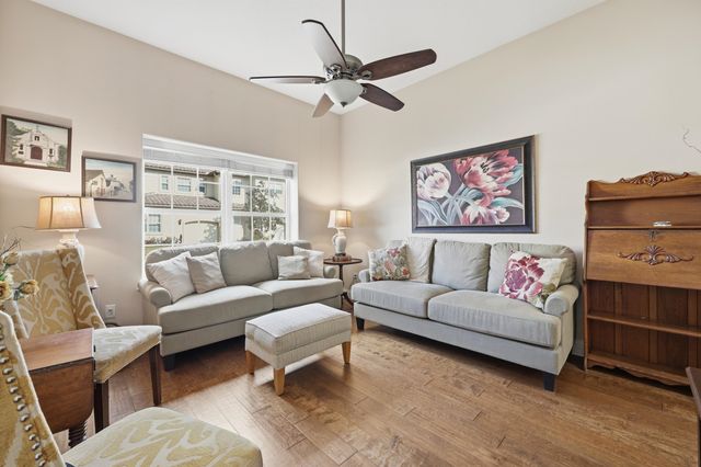 127 Grand Ravine Dr, St Augustine, FL 32086