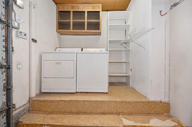 1705 Pluto Way, Sacramento, CA 95864