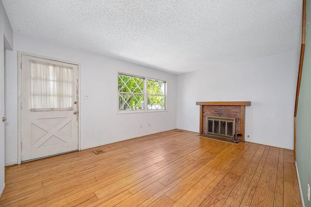 1705 Pluto Way, Sacramento, CA 95864