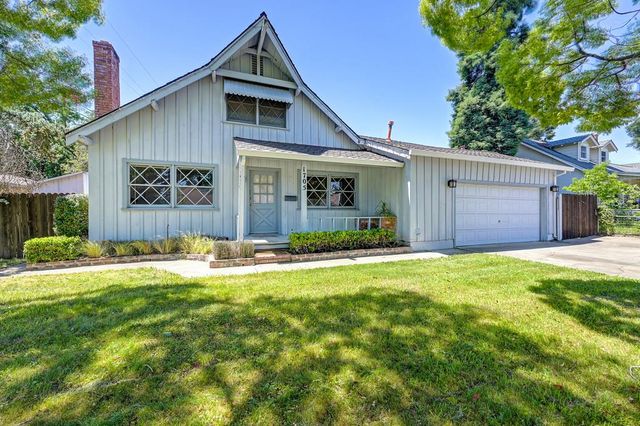 1705 Pluto Way, Sacramento, CA 95864