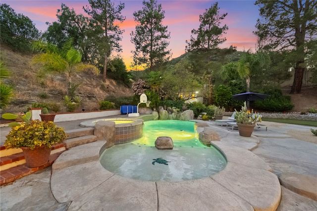 22151 Serenade Ridge, Murrieta, CA 92562