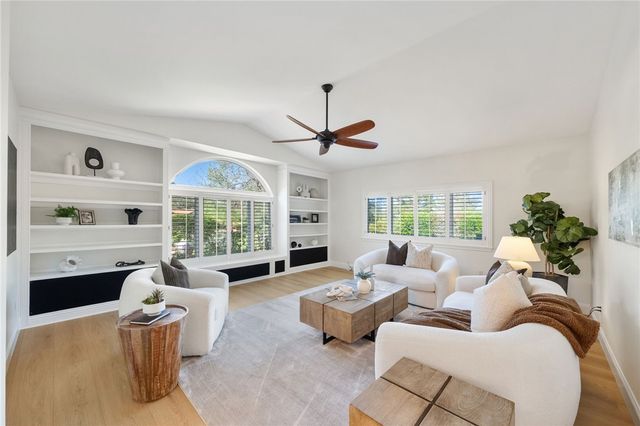 22151 Serenade Ridge, Murrieta, CA 92562