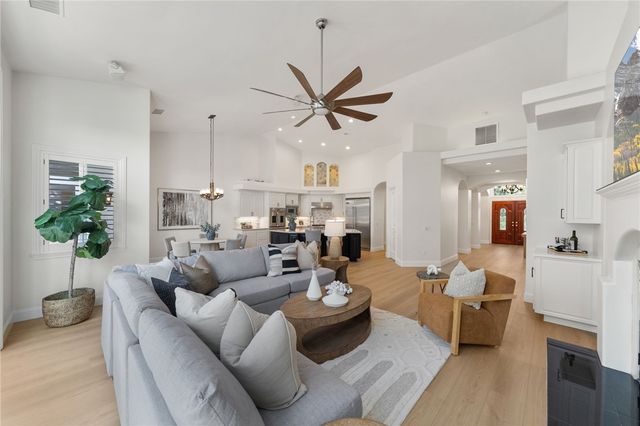 22151 Serenade Ridge, Murrieta, CA 92562