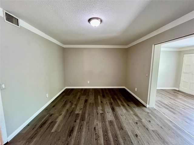 2000 WORLD PARKWAY BOULEVARD 7, Clearwater, FL 33763
