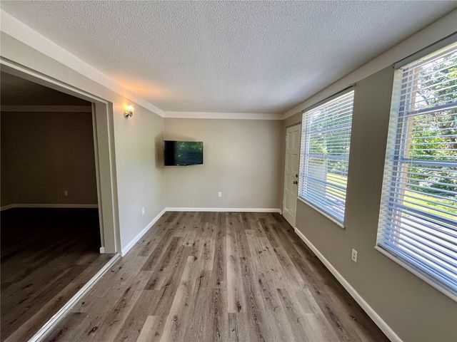 2000 WORLD PARKWAY BOULEVARD 7, Clearwater, FL 33763